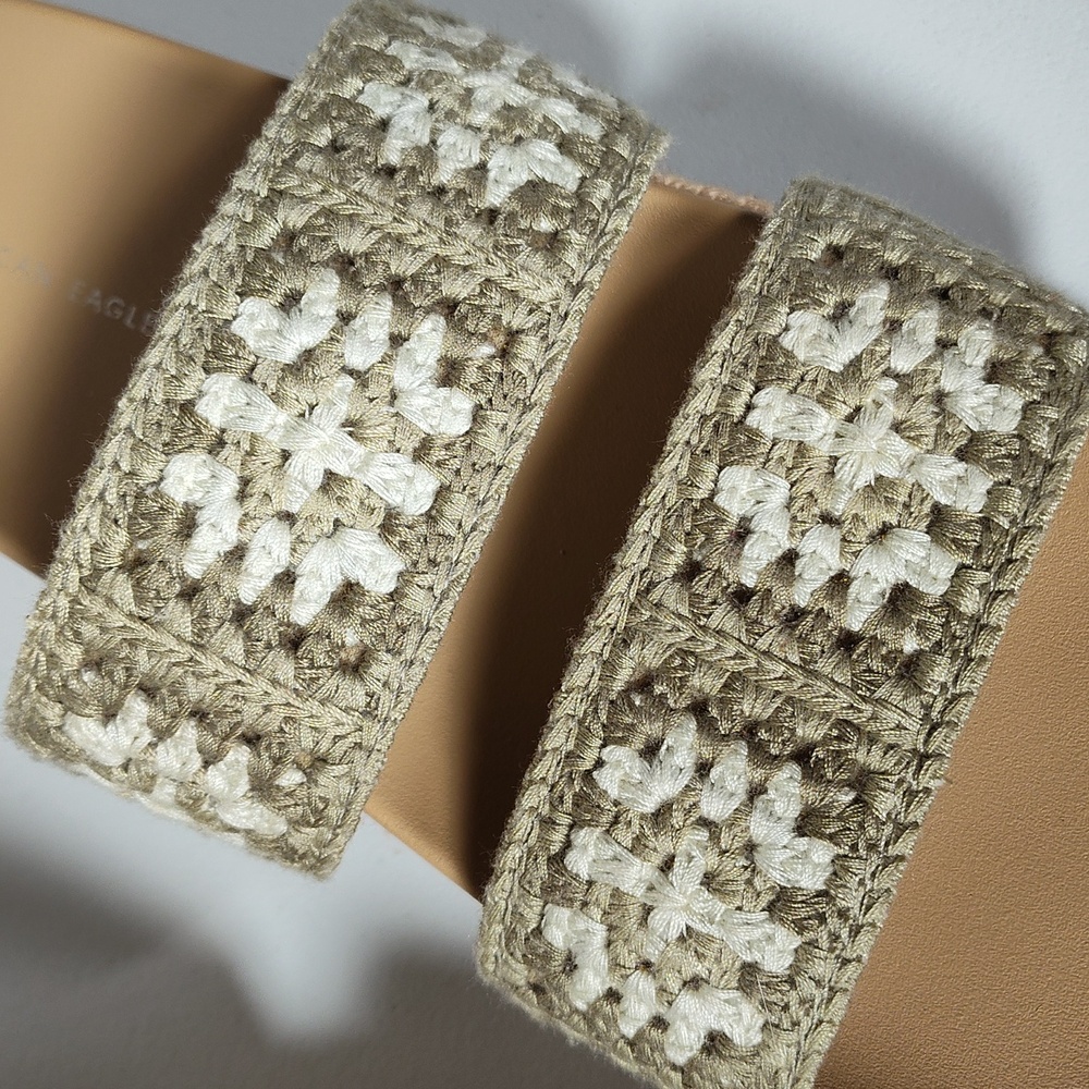 American Eagle sage green crochet slide sandals 6 - Picture 3 of 10
